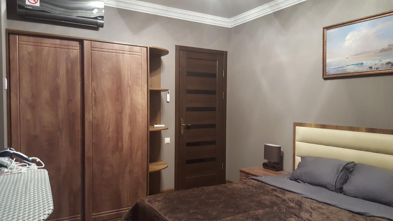 Mimino Apartment Deluxe First Line Batum Dış mekan fotoğraf