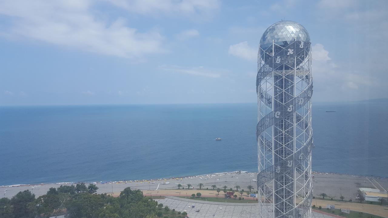 Mimino Apartment Deluxe First Line Batum Dış mekan fotoğraf